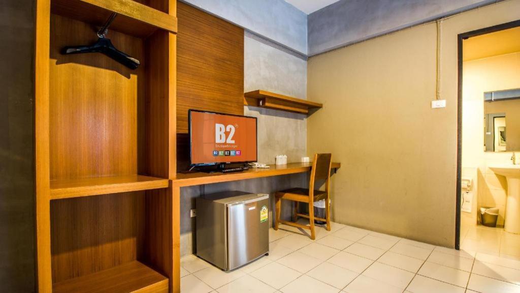 B2 Santitham Otel Chiang Mai Dış mekan fotoğraf